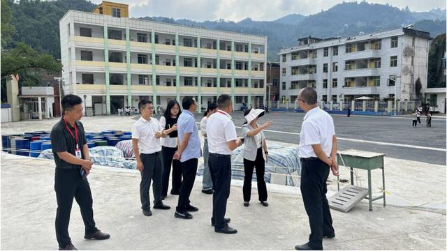 清羽率队到中都镇中心学校检查指导工作开元棋牌试玩宜宾市屏山县政府副县长余